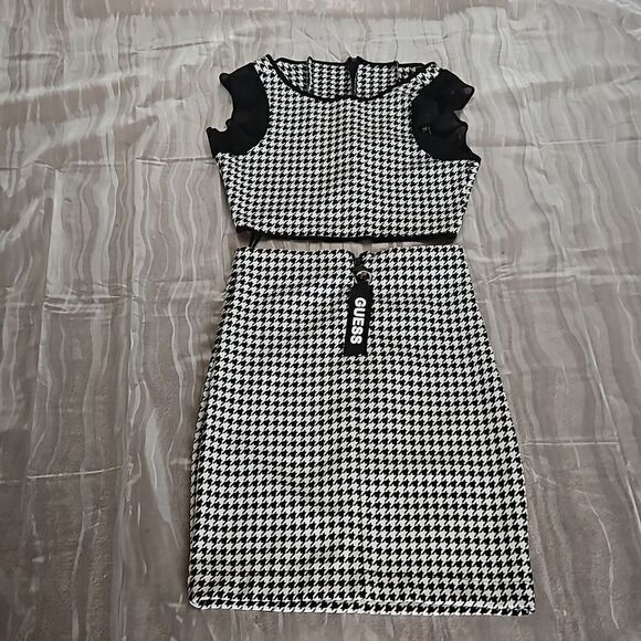 Guess Women's Houndstooth 2 Piece Matching Top & Midi Skirt Medium Black & White - Picture 5 of 16
